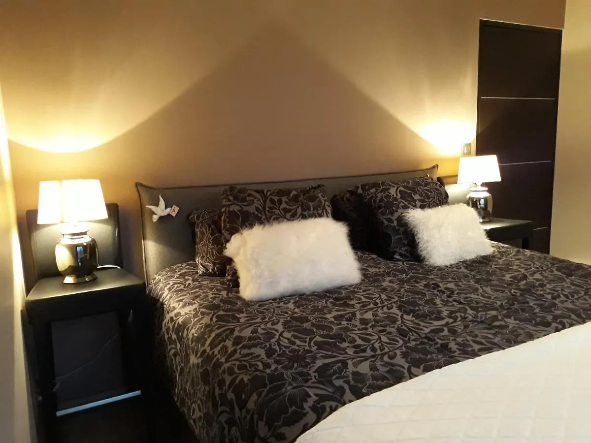 Chambre D'Hote L'Ortalet 81 Saint-Sulpice  Bed & Breakfast Saint-Sulpice (Oise)